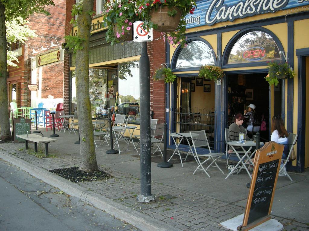 Canalside Restaurant, Inn & Kitchen Store ポートコルボーン エクステリア 写真